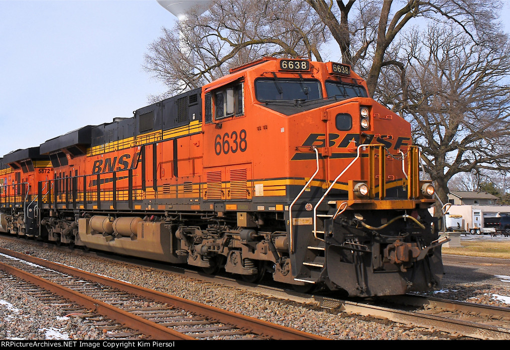 BNSF 6638